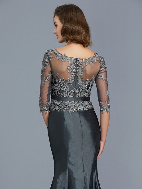 Abiti da sposa per la madre della sposa in taffetà con scollo a tromba/sirena, maniche a 3/4, applicazioni e lunghezza al pavimento