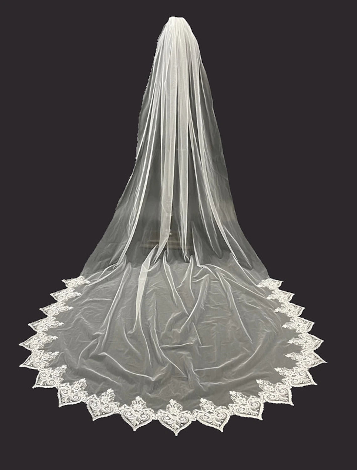 Ivory Tulle Floor-Length Bridesmaid Dress with Scalloped Lace Trim
