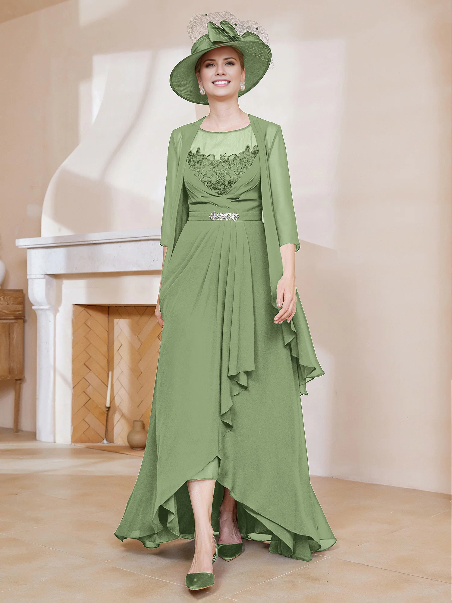 Vestido con volantes y cuello ilusorio combinado con chaqueta, vestido de madre de la novia.