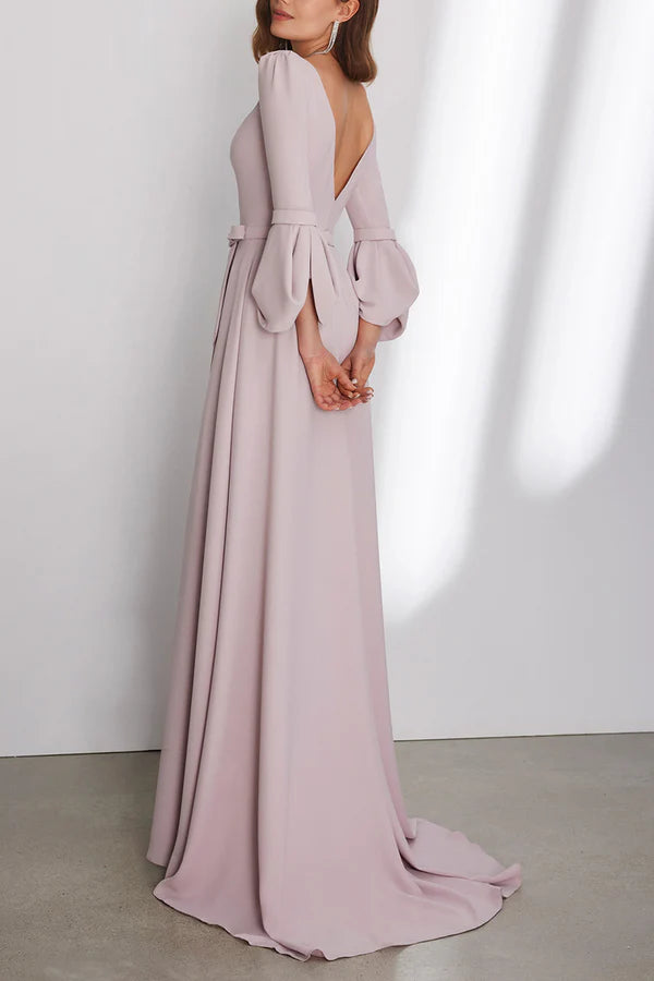 Vestido de madre de la novia de gasa con corte en A, mangas 3/4 y cinturilla con cola