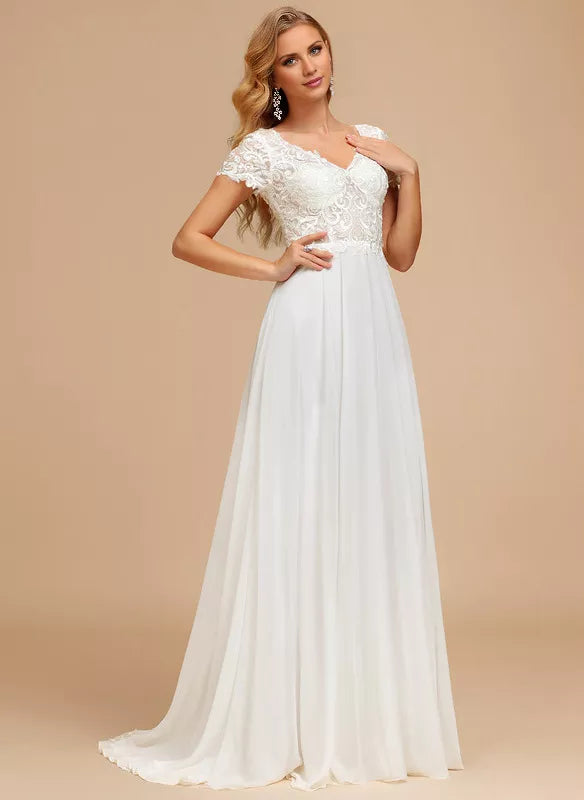 Abito da sposa in chiffon con scollo a V, maniche corte e pizzo allacciato