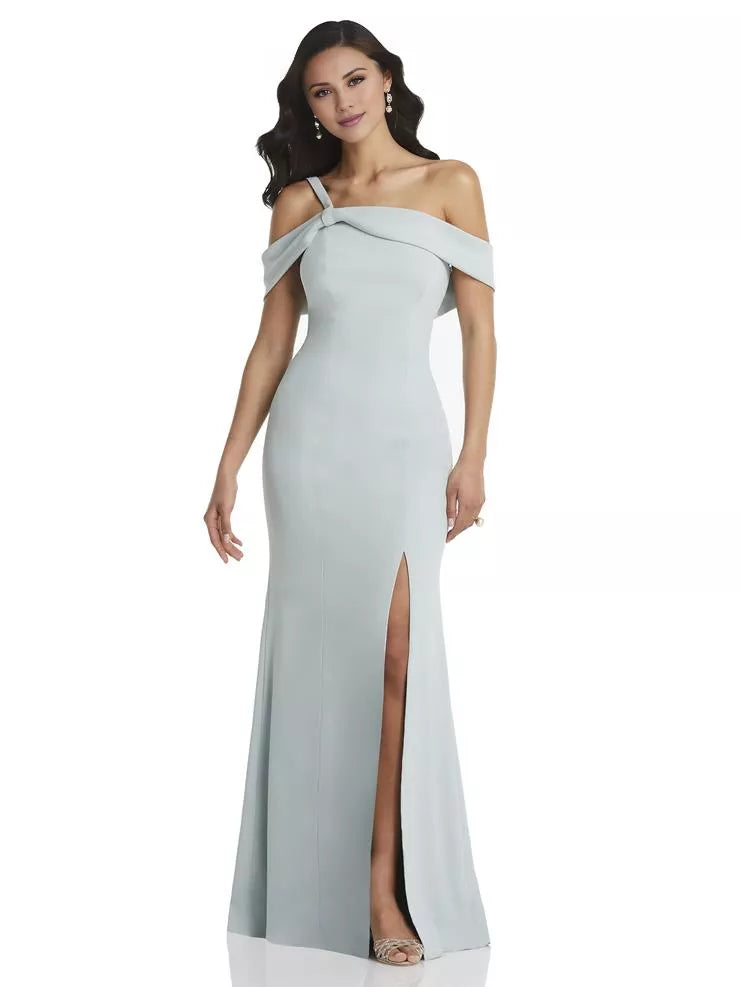 Vestido de fiesta largo hasta el suelo, sin mangas, con cuello asimétrico, hombros descubiertos, espalda descubierta, abertura lateral 