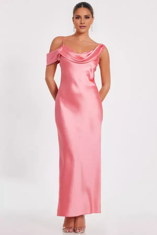 Vestido de fiesta con cuello asimétrico, sin mangas, tirantes finos, espalda descubierta y largo hasta el suelo 