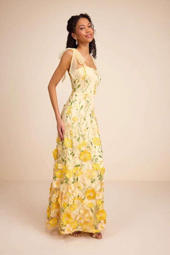 Blooming Yellow Floral Lace A-Line Spaghetti Strap Square Neck Prom Dresses
