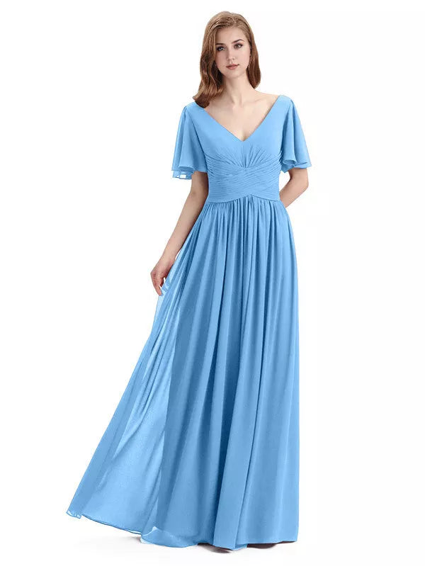 Vestidos de dama de honor elegantes de gasa con escote en V, mangas cortas y largo hasta el suelo