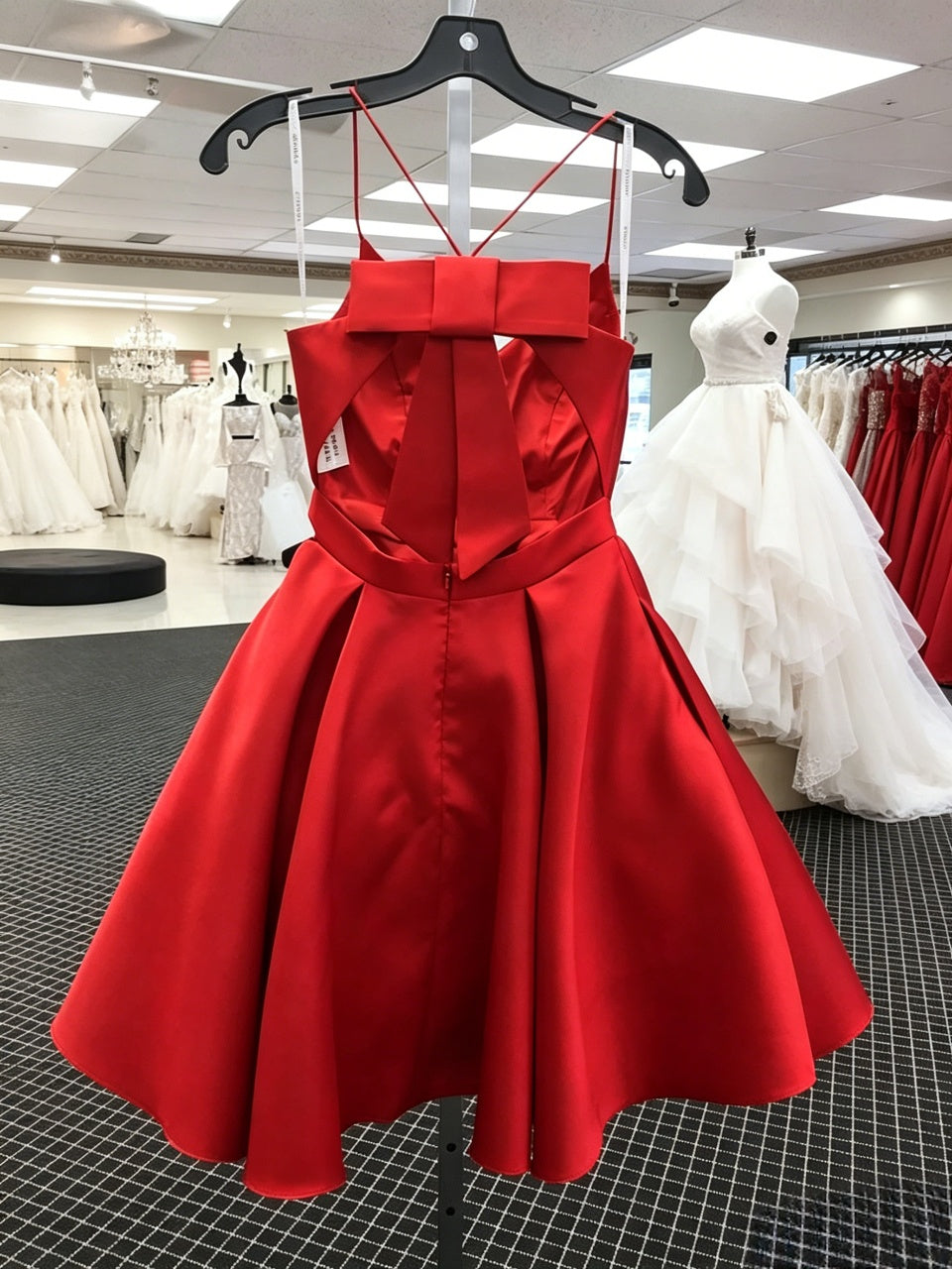 Bright Red Gloss Satin Spaghetti Strap V-Neck Back Big Bow Pockets A-Line Mini Homecoming Dresses