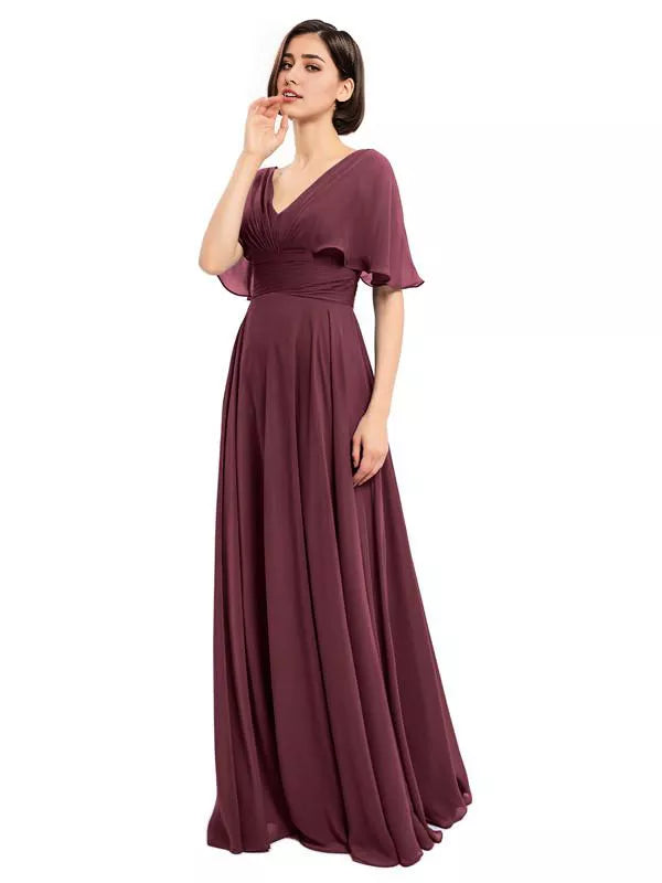 Elegantes vestidos largos de dama de honor de gasa con escote en V y mangas cortas