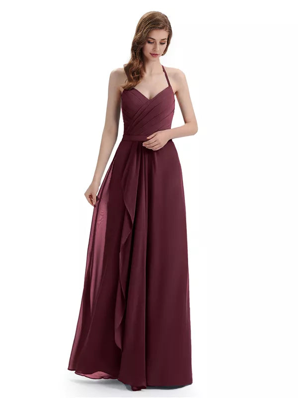 Encantadores vestidos de dama de honor con escote en V, hombros descubiertos, sin mangas y hasta el suelo