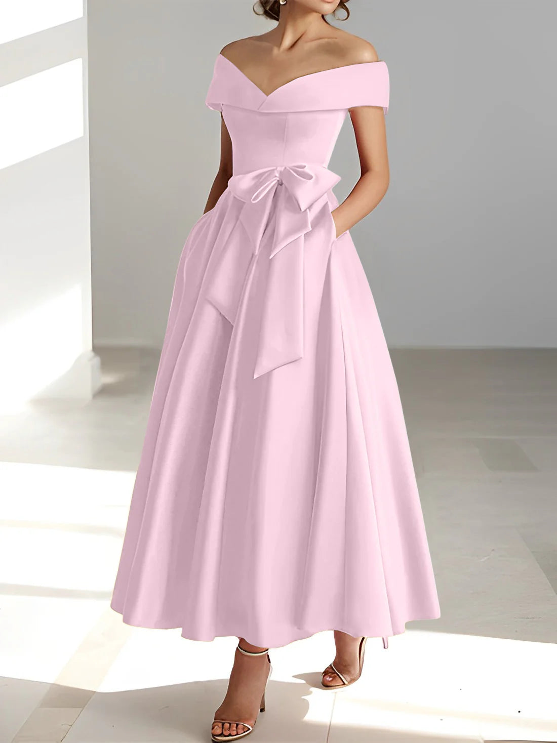Abiti da sposa a trapezio/principessa con spalle scoperte e tasche