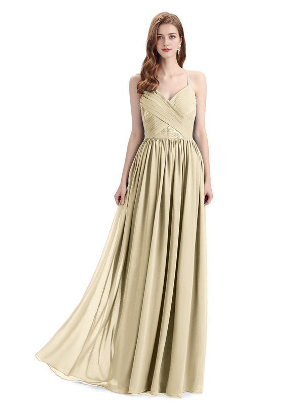 Elegantes vestidos de dama de honor de gasa con tirantes finos, corte A, escote en V y largo hasta el suelo