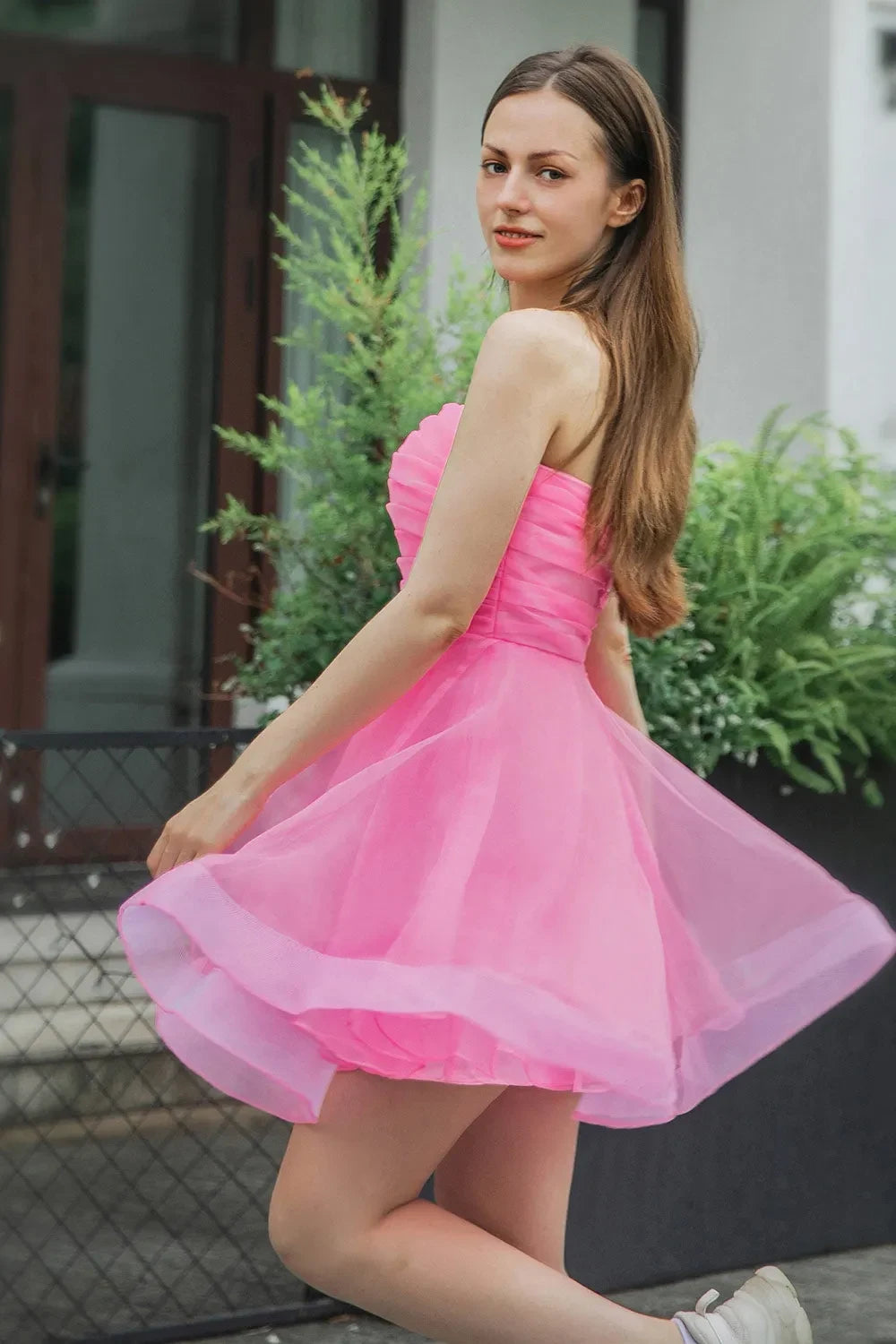 Charming Tulle A-Line Strapless Sleeveless Ruched Back Short Homecoming Dresses