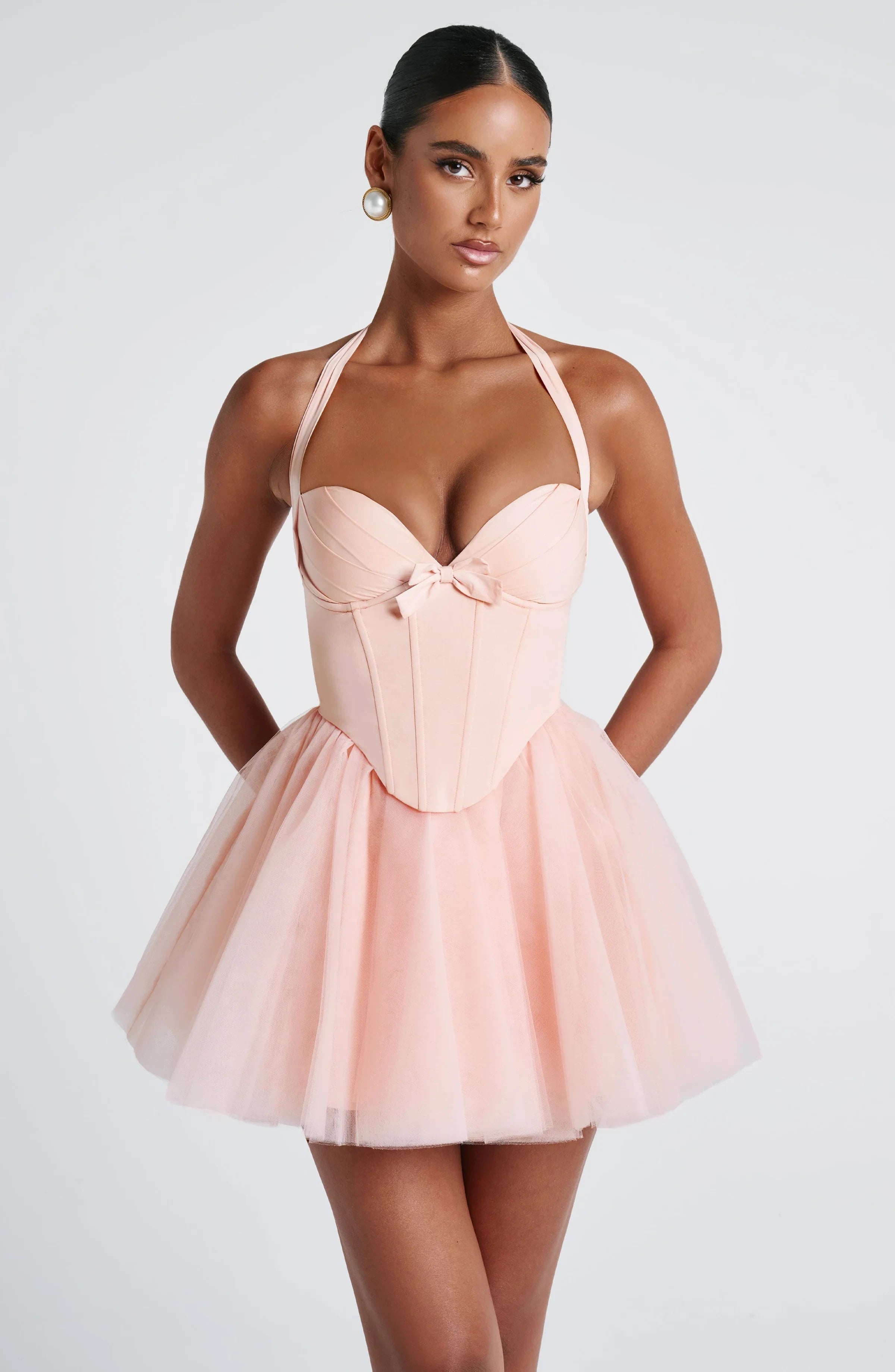 Charming Tulle A-Line Sweetheart Halter Sleeveless Lace-Up Back Mini Homecoming Dresses