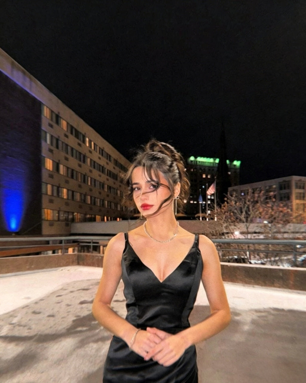 Chic Black Satin Spaghetti Strap V-Neck High Slit Floor-Length Evening Dresses