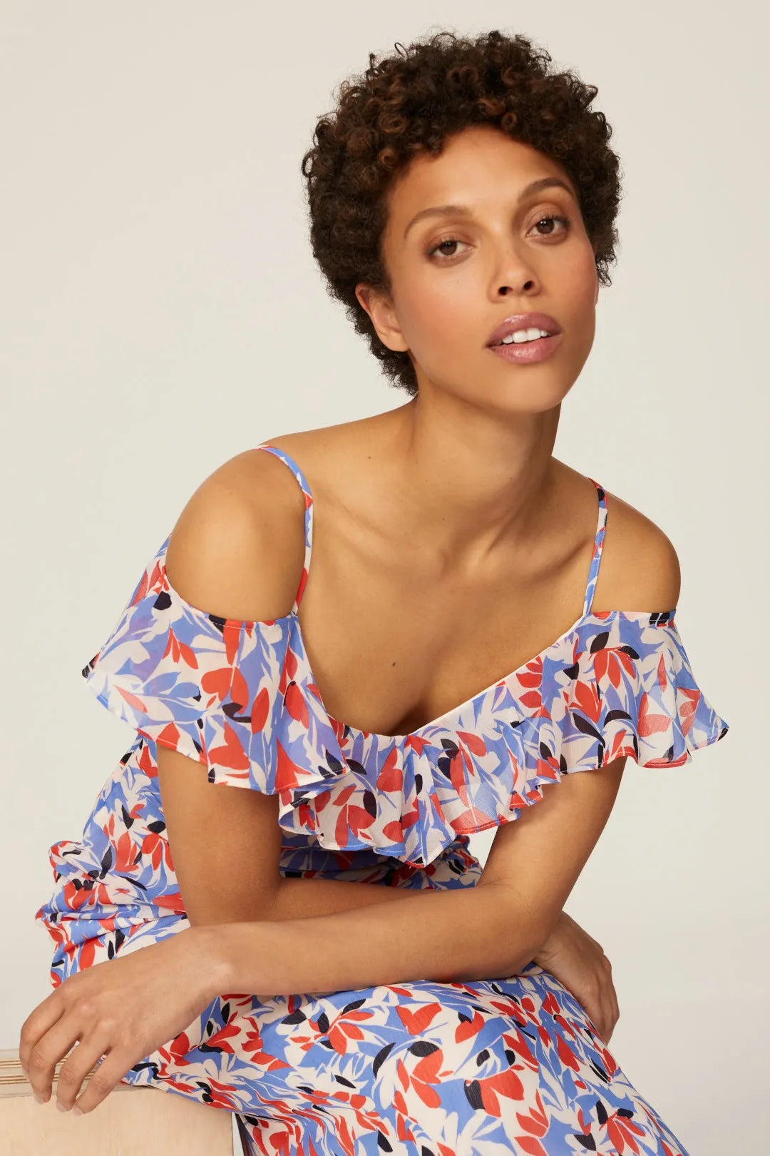 Chic Floral Print ALine Cold Shoulder VNeck Ruffle Sleeve Back Zip Maxi Prom Dress