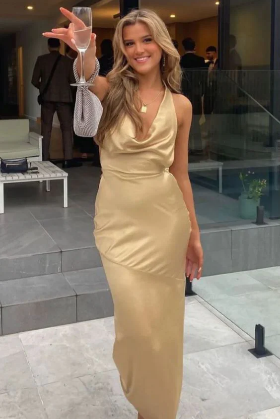Chic Mermaid Halter Neck Sleeveless Tie Back Floor Length Evening Dresses