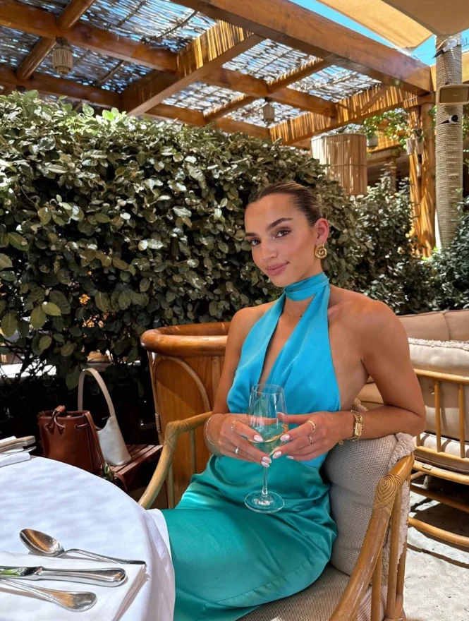 Chic Mermaid Plunging V Neck Halter Sleeveless Open Back Floor Length Evening Dress