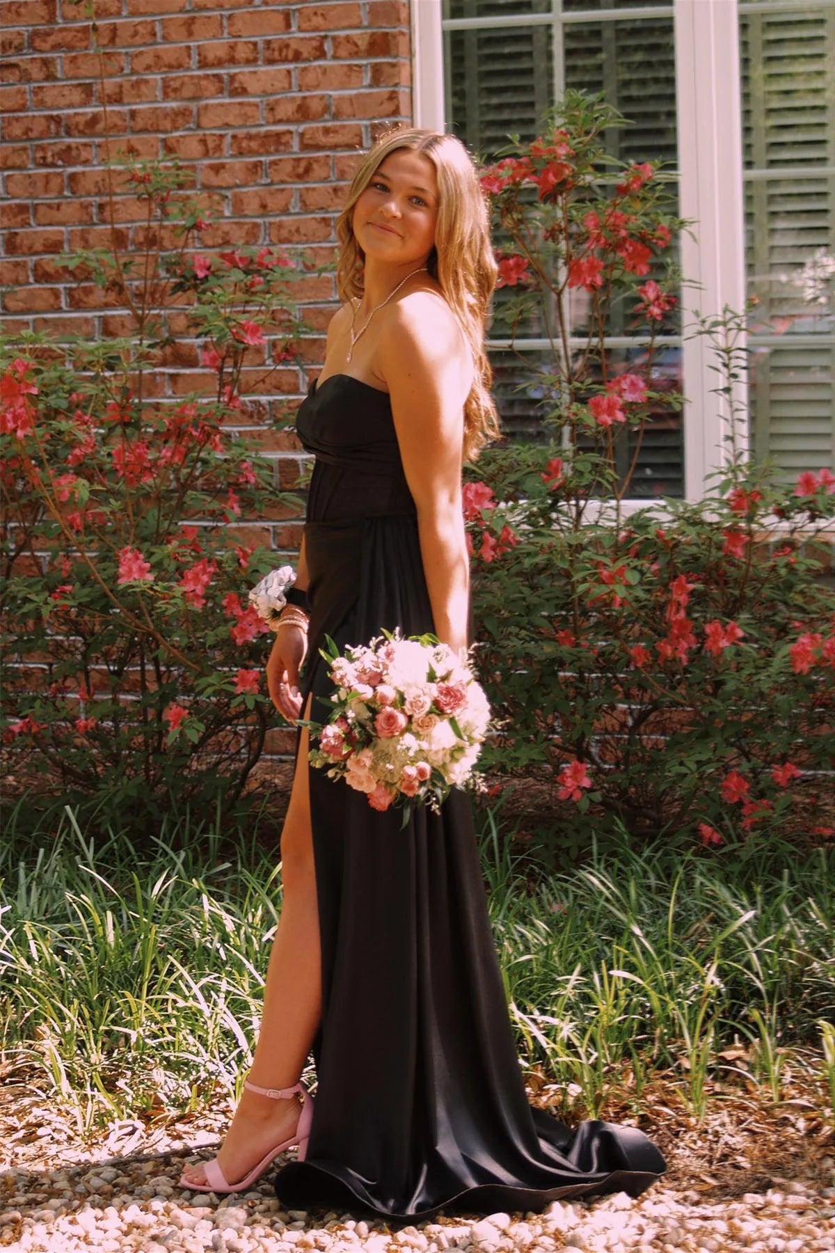 Black Satin A-Line Floor-Length Evening Dress - Sweetheart Neckline, High Slit