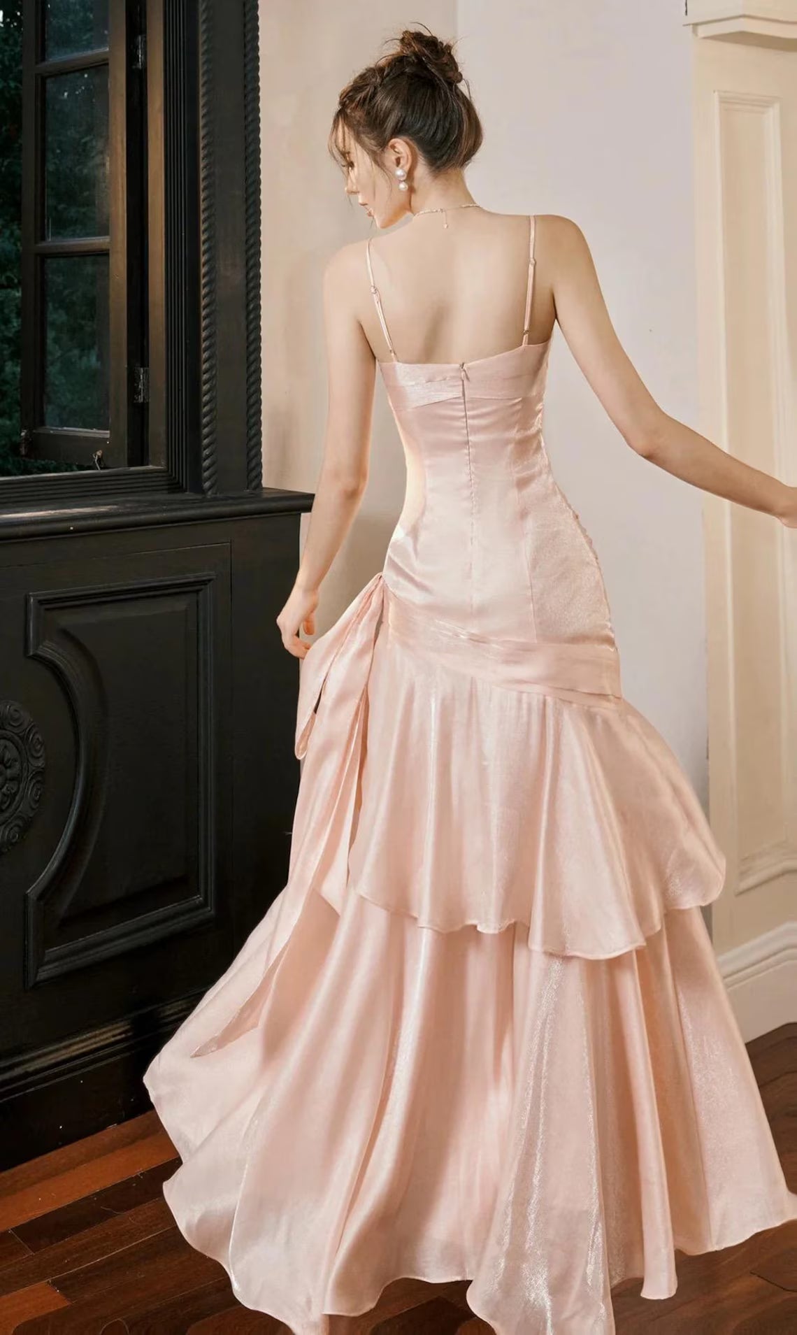 Chic Strappy Ruched Tiered Shimmer Satin Floor-Length Evening Dress