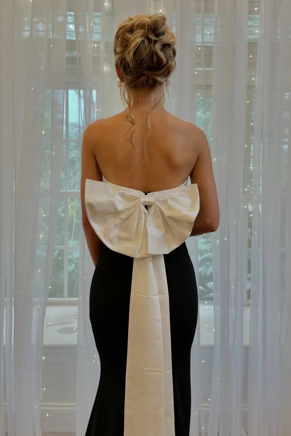 Black Crepe Mermaid Floor-Length Gown with Pleated Bodice