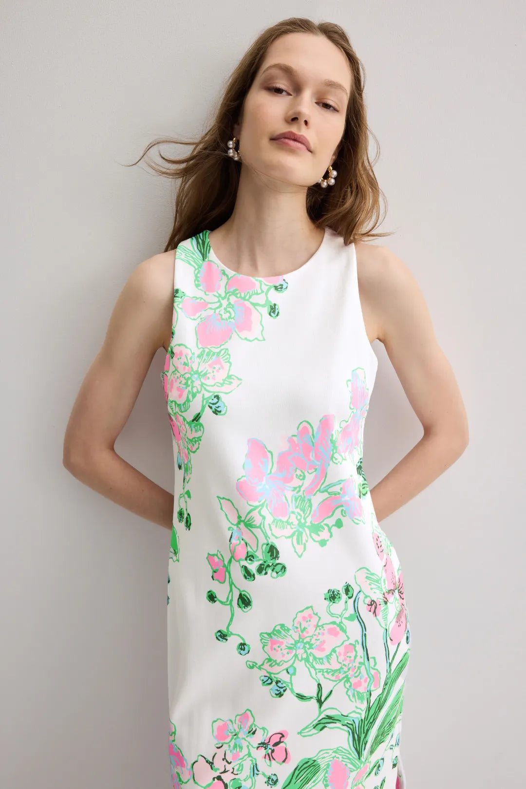 Chic White Column Round-Neck Sleeveless Floral-Print Maxi Prom Dresses