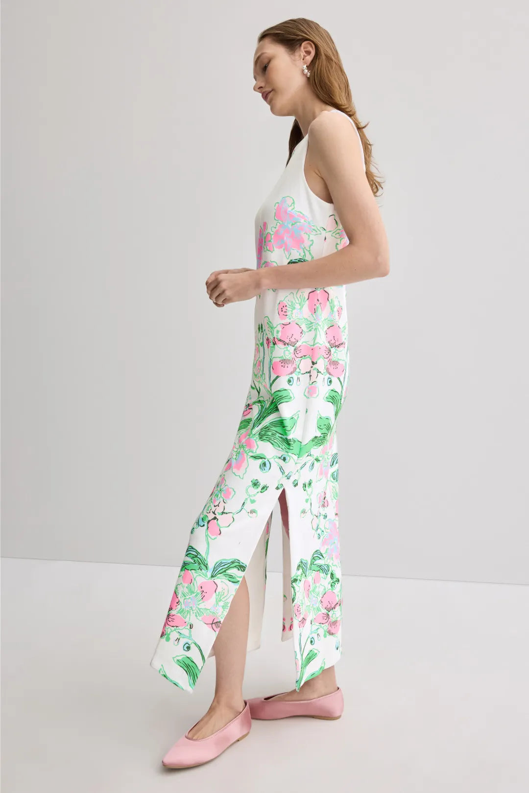 Chic White Column Round-Neck Sleeveless Floral-Print Maxi Prom Dresses