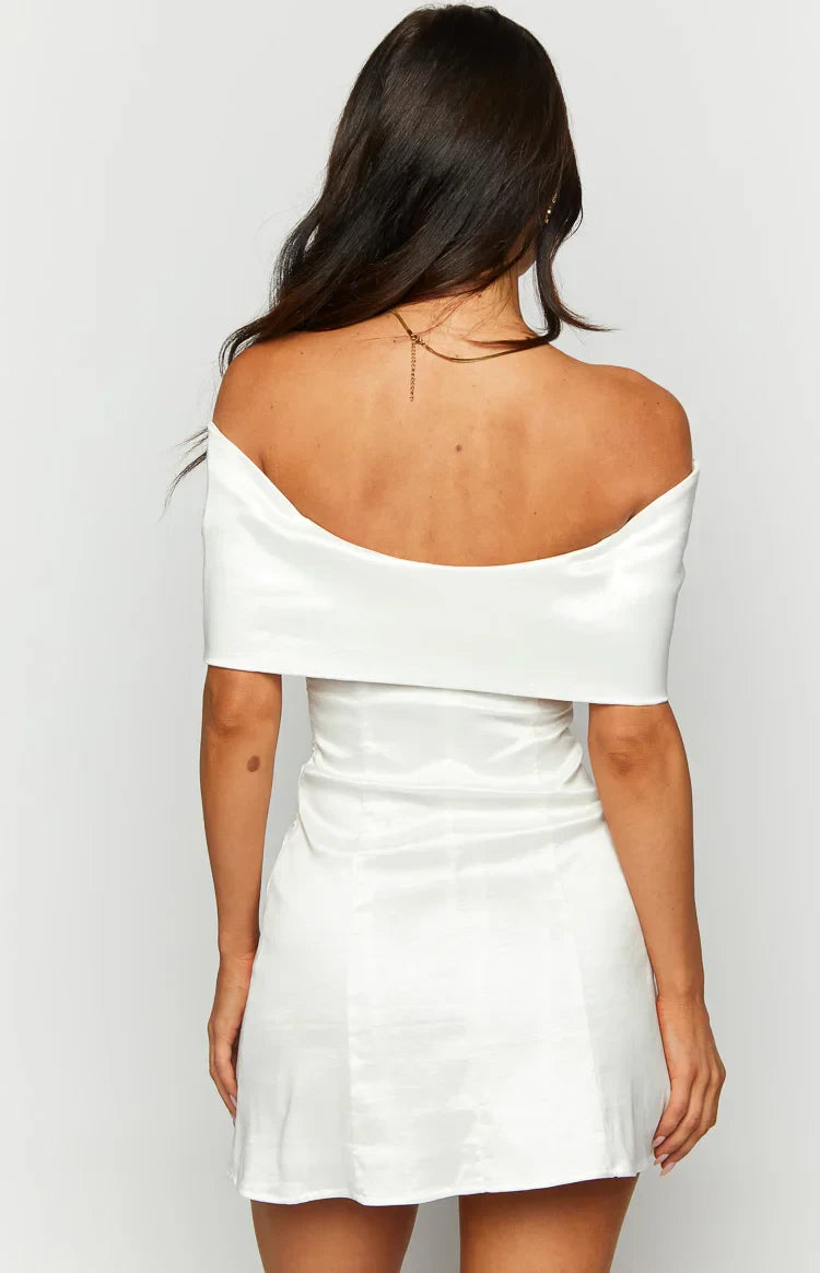Chic A-line Off-the-Shoulder Short Sleeve Bow Detail Mini Homecoming Dresses
