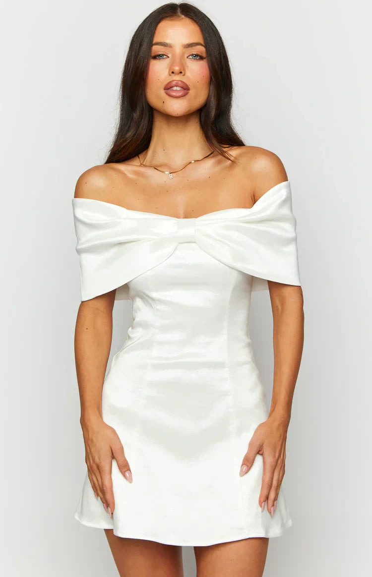 Chic A-line Off-the-Shoulder Short Sleeve Bow Detail Mini Homecoming Dresses