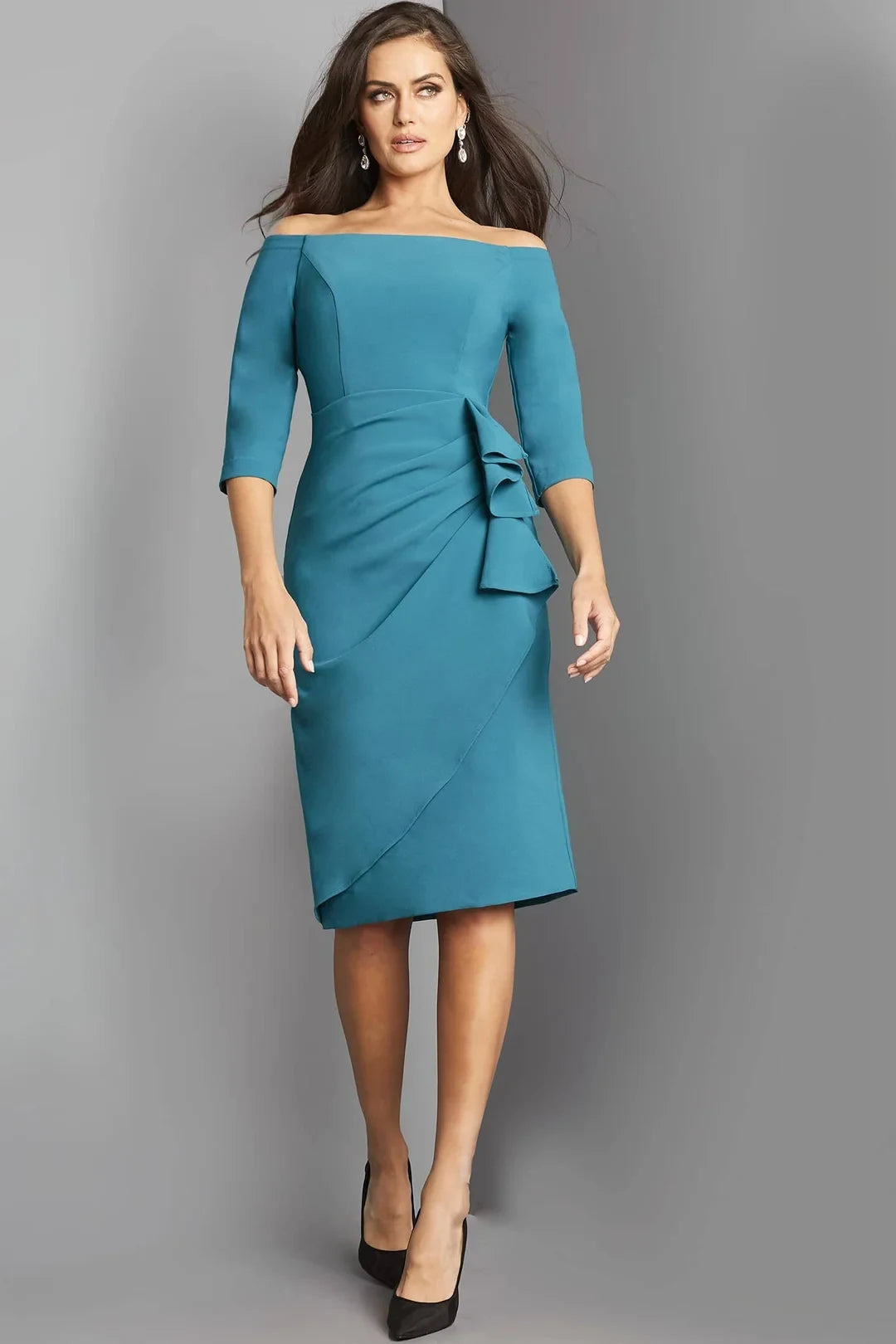 Chic Satin Sheath Off-Shoulder 3/4 Sleeve Closed Back Knee-Length Homecoming Dresses