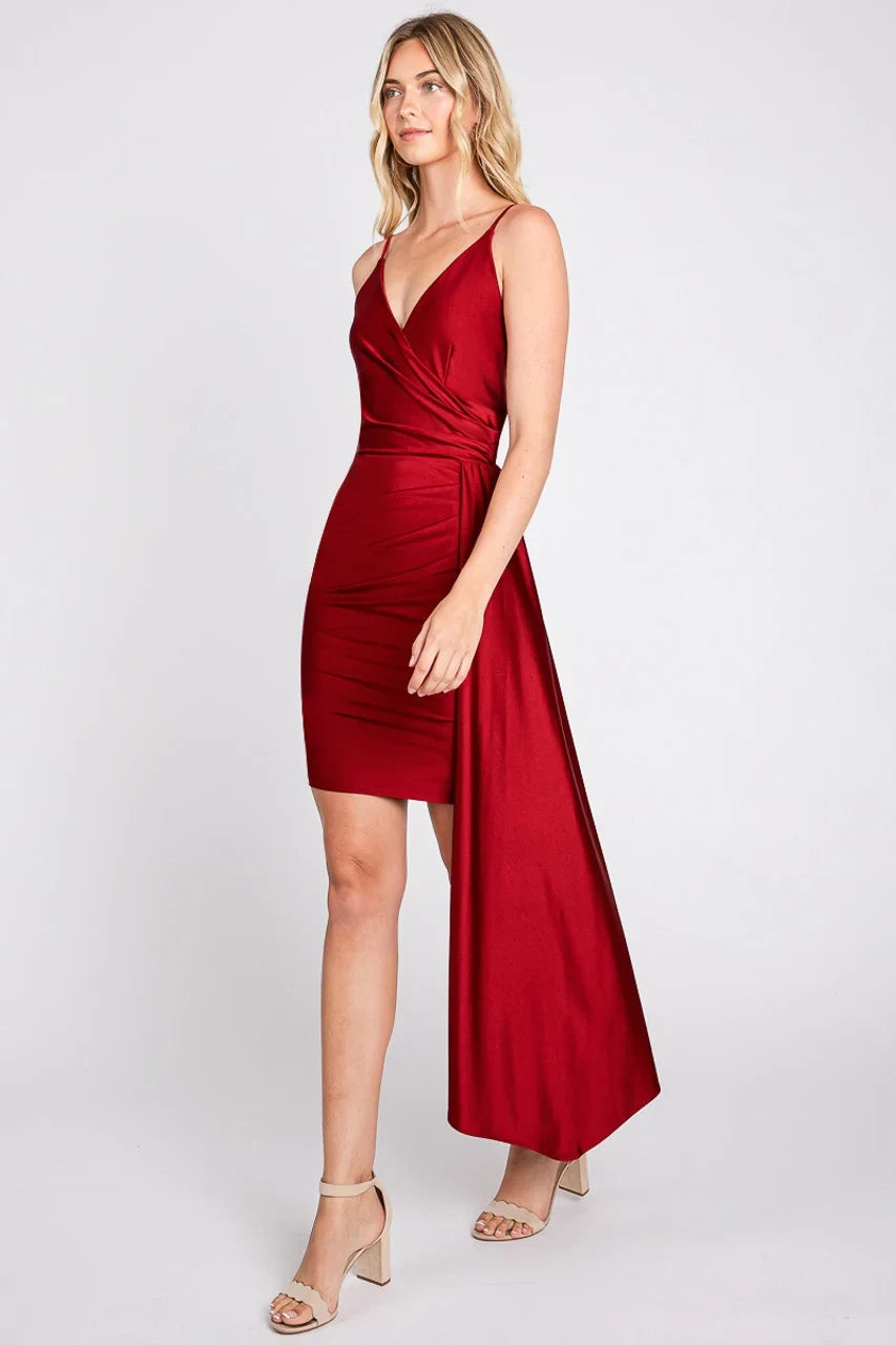 Chic Satin Sheath V-Neck Spaghetti Strap V-Back Mini with Train Homecoming Dresses