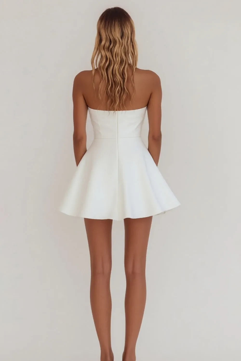 Chic White Satin A-Line Strapless Sleeveless Zipper Back Mini Homecoming Party Dresses