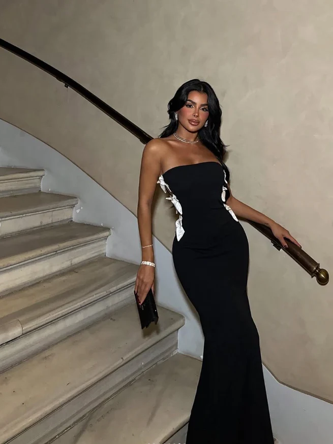 Chic form-fitting mermaid strapless side-cutout floor-length evening dresses