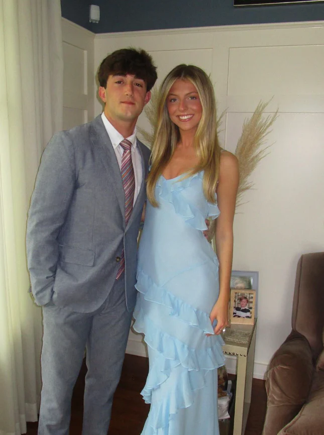 Chiffon V-Neck Spaghetti Straps Cross-Back Tiered Ruffle Mermaid Evening Dress