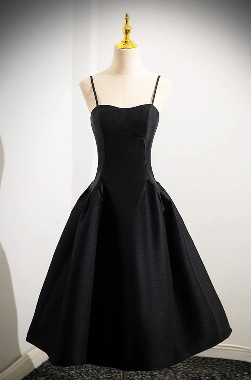 Classic Black A-Line Sweetheart Spaghetti Strap Corset Back Knee-Length Homecoming Dresses for Teens