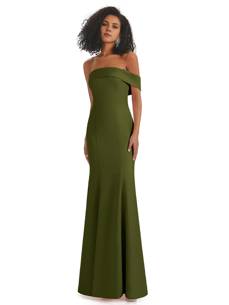 Vestidos de dama de honor de sirena con abertura lateral, sin mangas, de satén suave y sexy, únicos, de un solo hombro