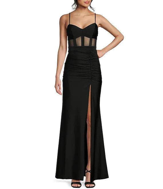 Corsetto aderente Phantom con spacchi paralleli e lungo abito da ballo