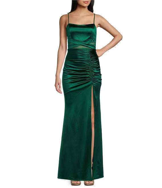 Parallel crepe seam side slit long evening dress