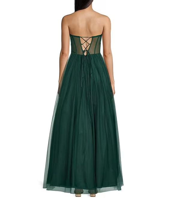 Vestido de noche ajustado con escote corazón, sin encaje y espalda de encaje fantasma