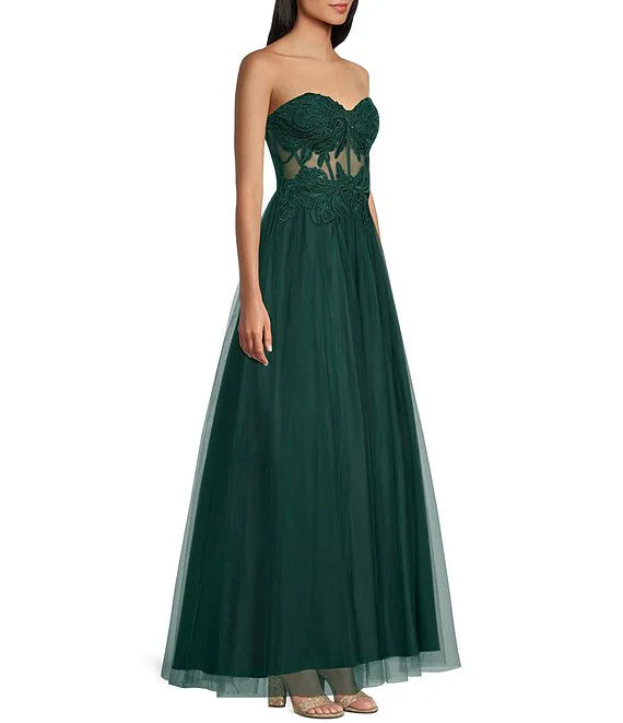 Vestido de noche ajustado con escote corazón, sin encaje y espalda de encaje fantasma