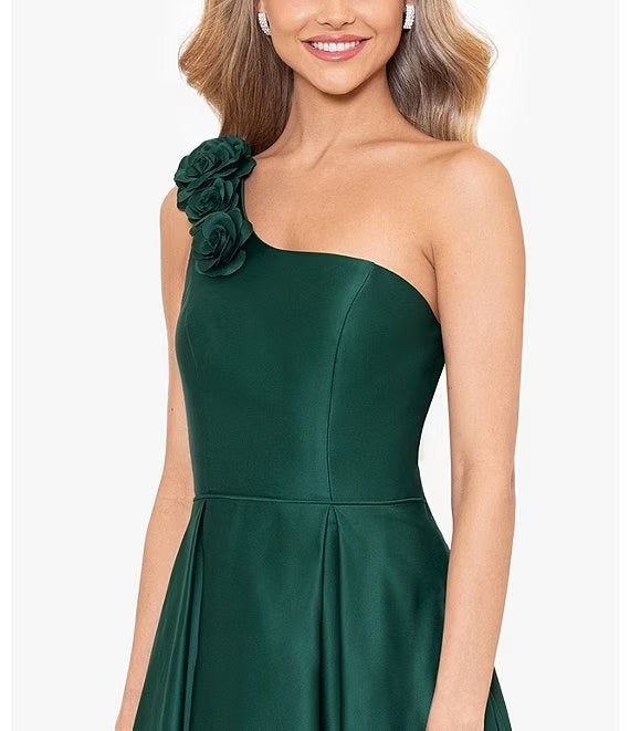 Vestido de fiesta asimétrico de satén con un solo hombro y nudo rosa