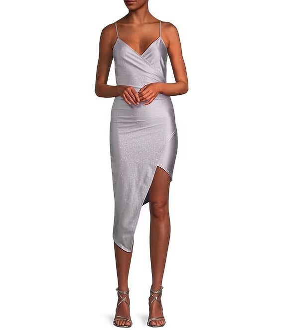 Vestido de fiesta de satén brillante, cruzado sintético, con dobladillo asimétrico y tirantes finos