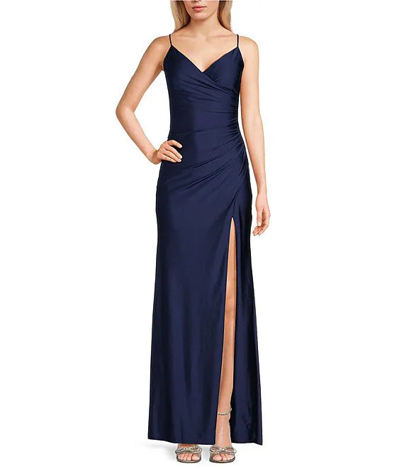 Vestido de noche largo con escote en V, espalda atada, abertura frontal, costura plisada paralela