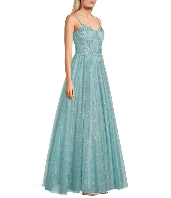 Sparkling embellishments with thin shoulder straps Sweetheart neck tight fitting corset prom dress