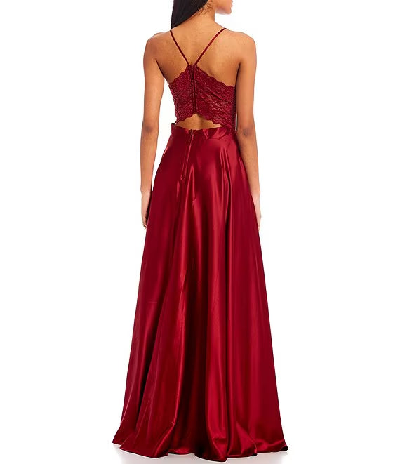 spaghetti strap strapping and satin long prom dress