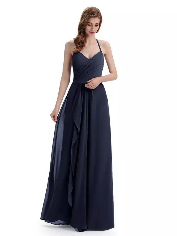 Encantadores vestidos de dama de honor con escote en V, hombros descubiertos, sin mangas y hasta el suelo