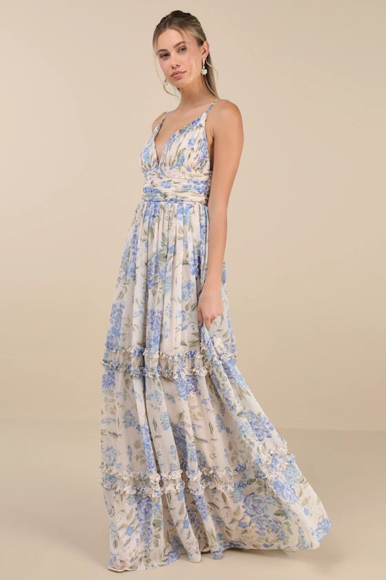 Dreamy Romantic Fitted A-Line V-Neck Spaghetti Strap Back Zip Floor-Length Prom Dresses