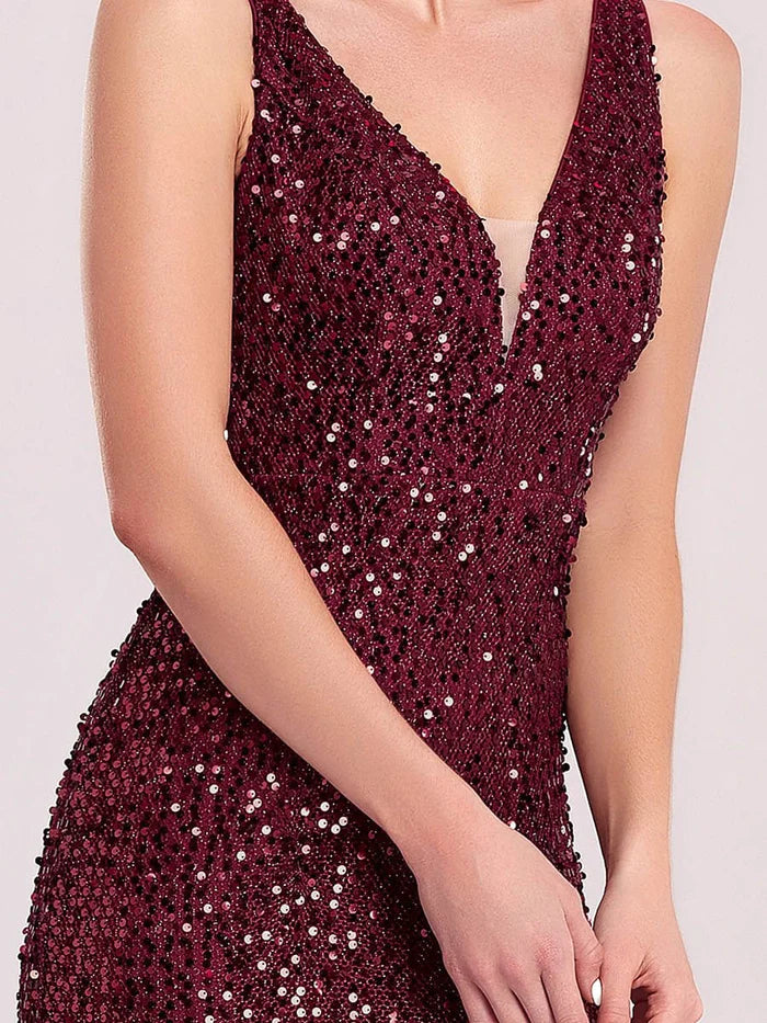 Burgundy Sequin Sheath/column Floor-Length Evening Dress with V-Neck and High Slit