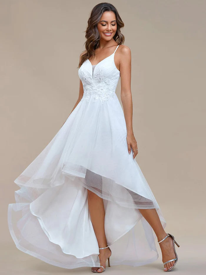 Chic and Stylish Sleeveless Prom Dress with High-Low Hemline