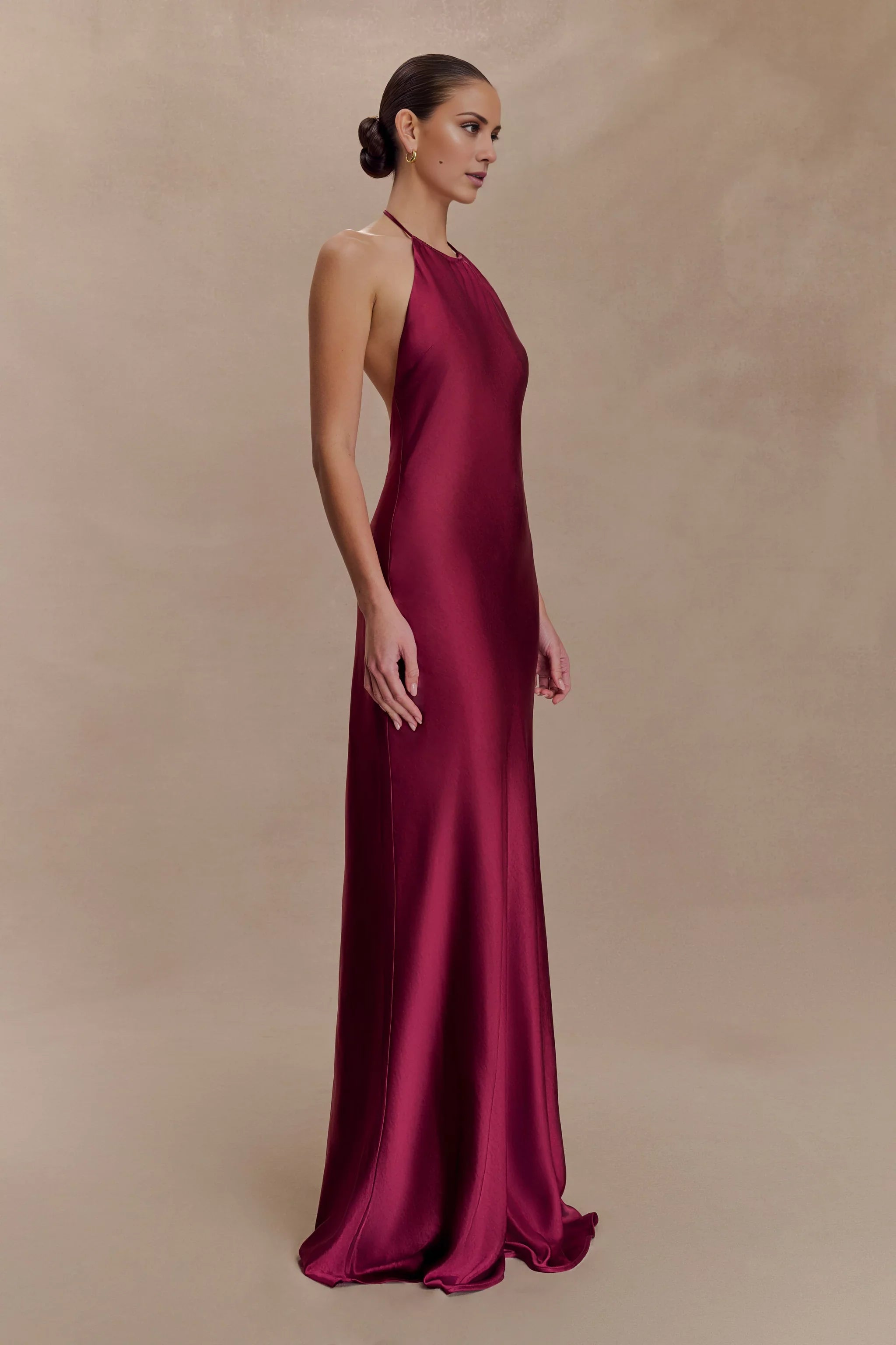 Elegant-Simple Satin Halter-Neck Sleeveless Open-Back Flowy Floor-Length Evening Dress