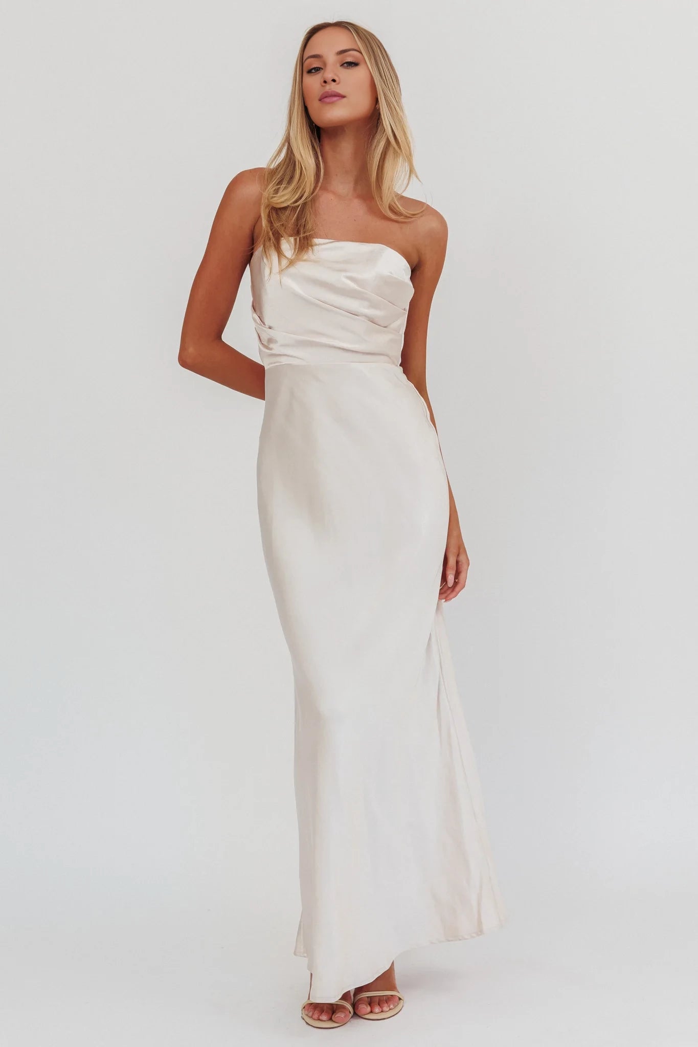 Elegant Off Shoulder Neck Strapless Straight Sleeveless Backless Floor-Length Evening Dress