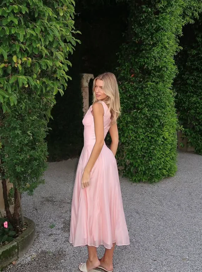 Elegant A-Line Deep V-Neck Sleeveless Button-Detail Midi Evening Dress